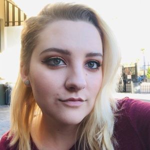 Meet your Posher, Bethany